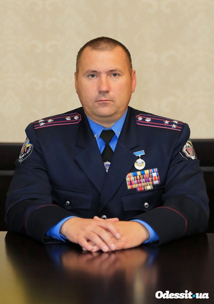 1436175696_av6t9593-1
